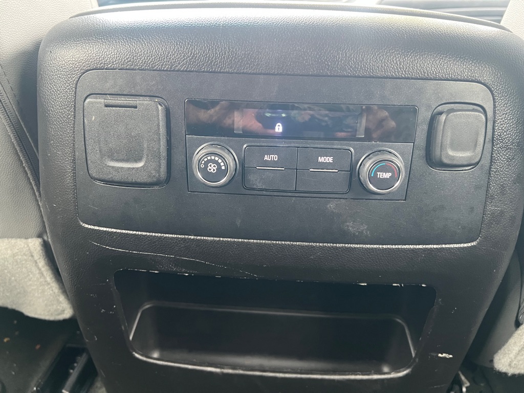 Photo 26 of this CHEVROLET TAHOE