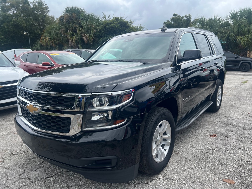 Photo 3 of this CHEVROLET TAHOE