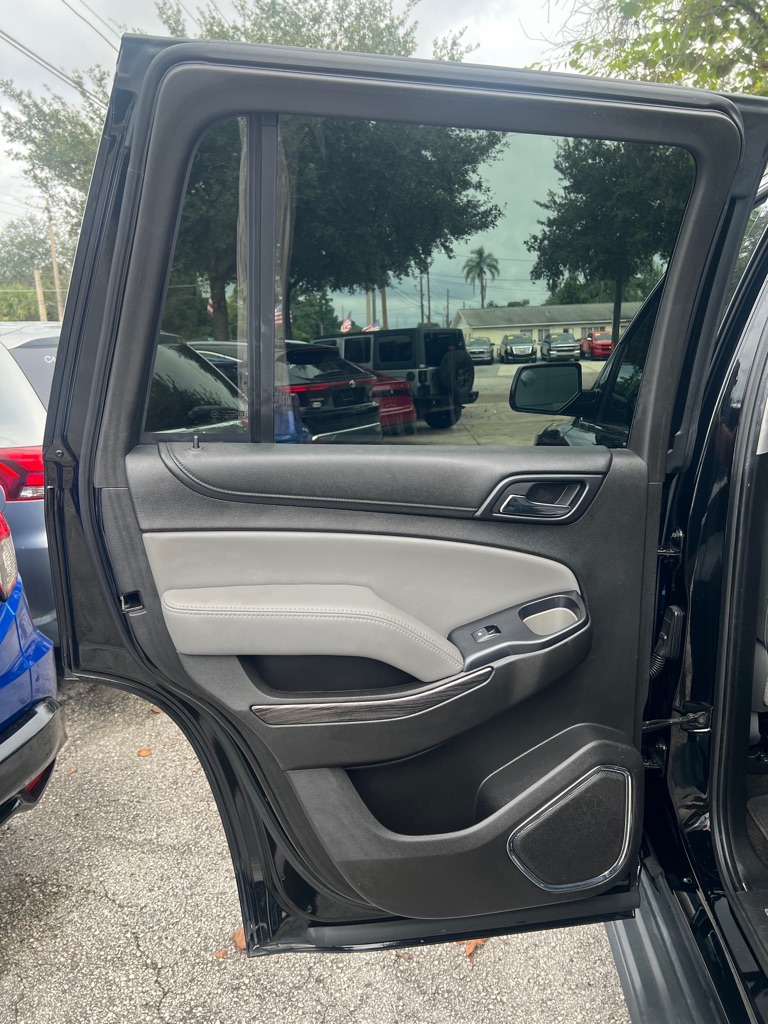 Photo 23 of this CHEVROLET TAHOE
