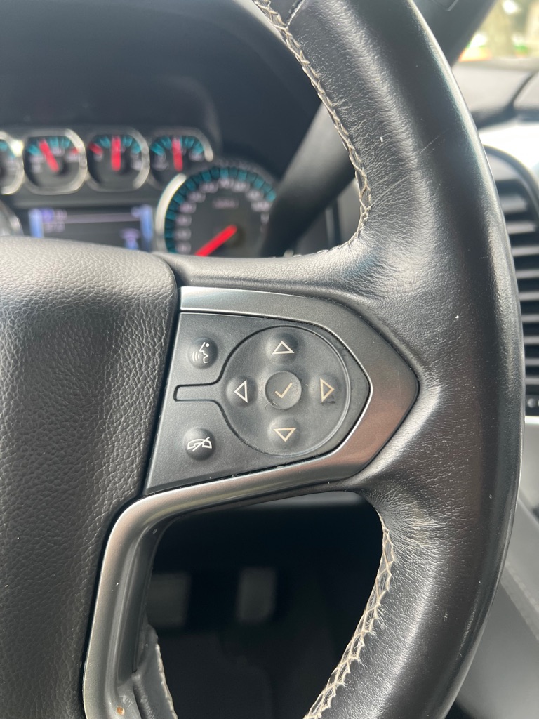 Photo 41 of this CHEVROLET TAHOE