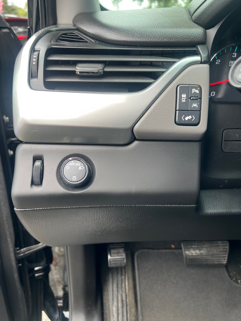 Photo 39 of this CHEVROLET TAHOE