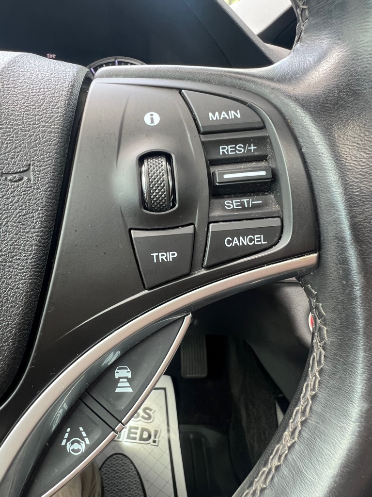 Photo 37 of this ACURA MDX