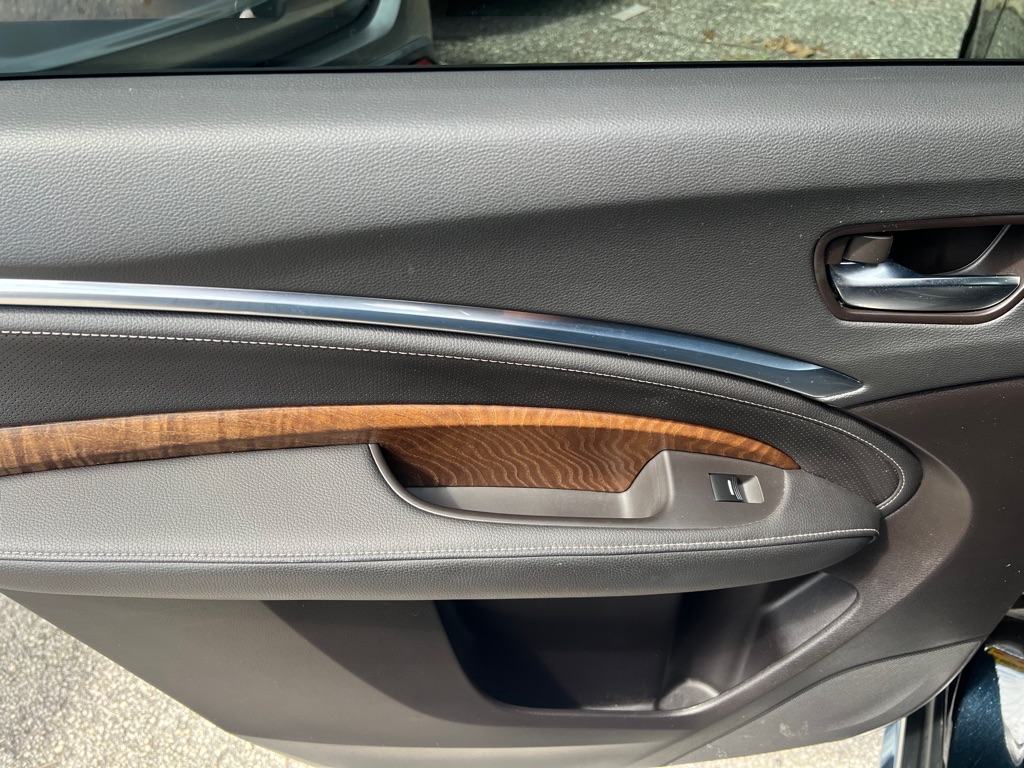 Photo 22 of this ACURA MDX