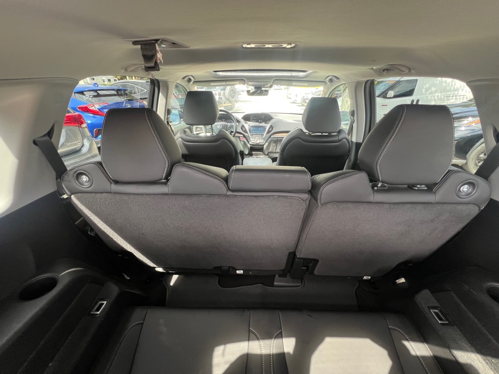 Photo 12 of this ACURA MDX