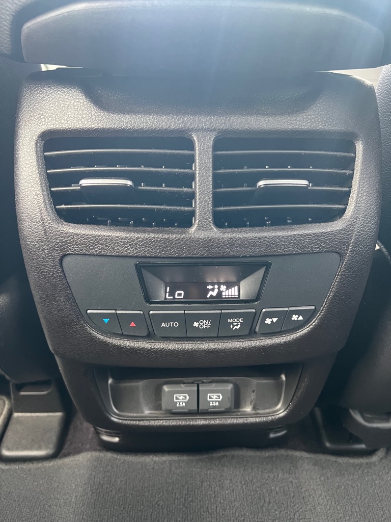 Photo 24 of this ACURA MDX