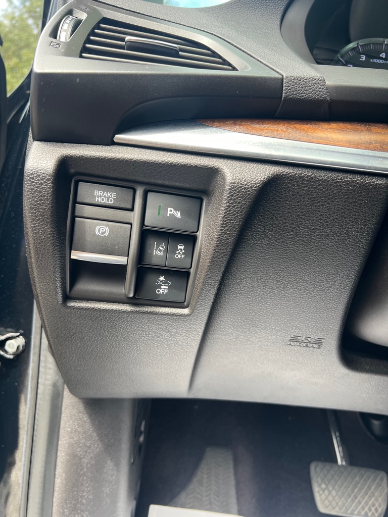 Photo 33 of this ACURA MDX