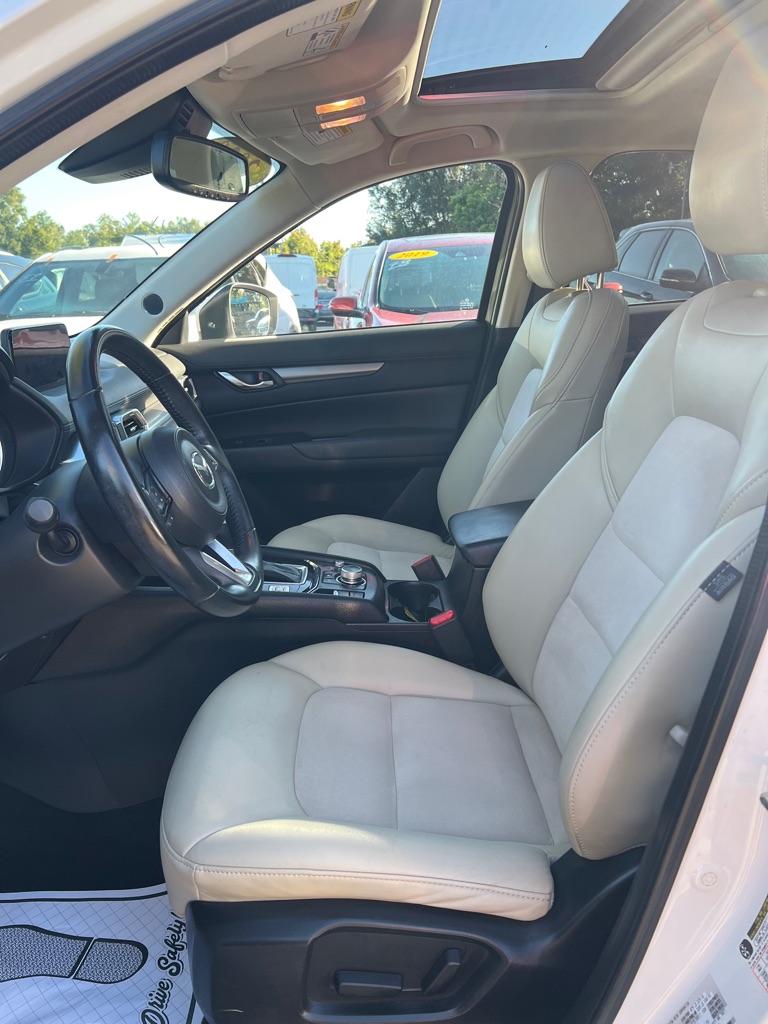 Photo 34 of this MAZDA CX-5