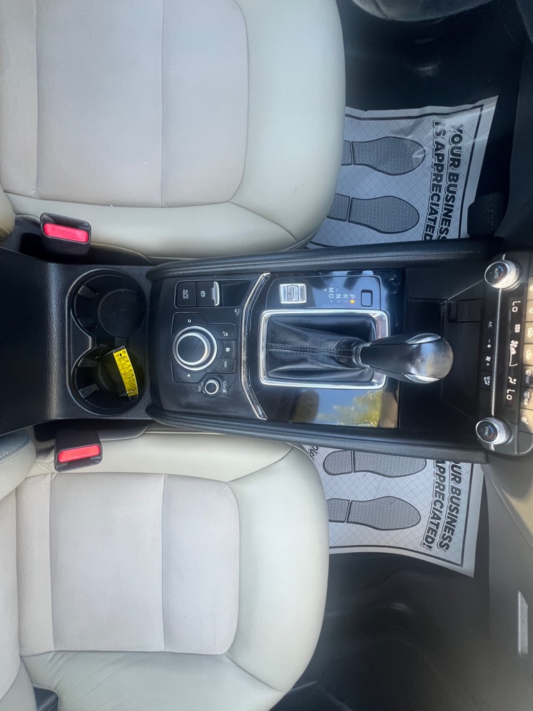 Photo 28 of this MAZDA CX-5