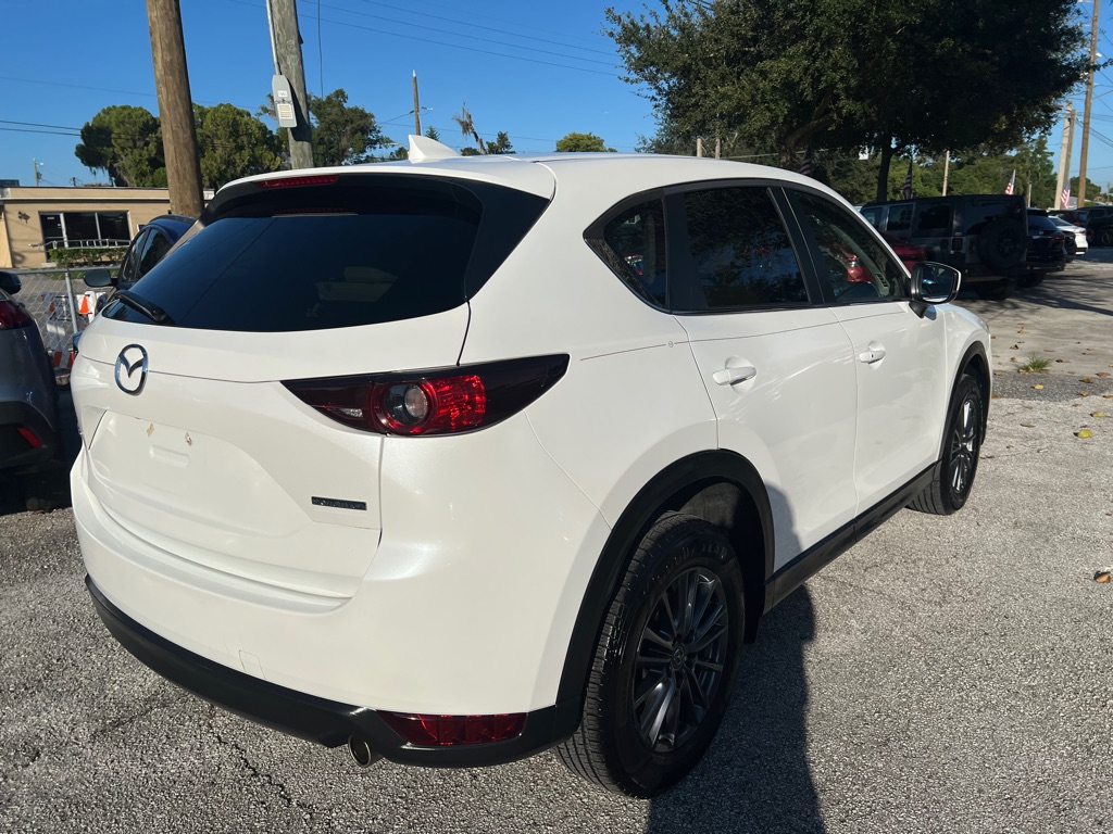 Photo 14 of this MAZDA CX-5