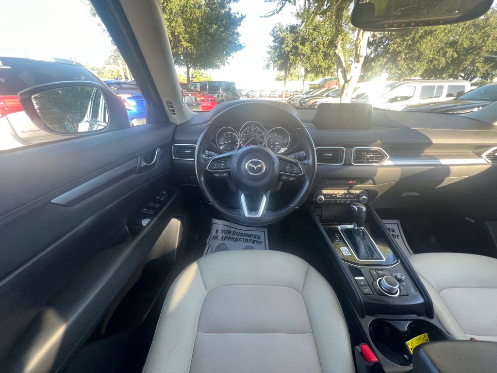 Photo 29 of this MAZDA CX-5