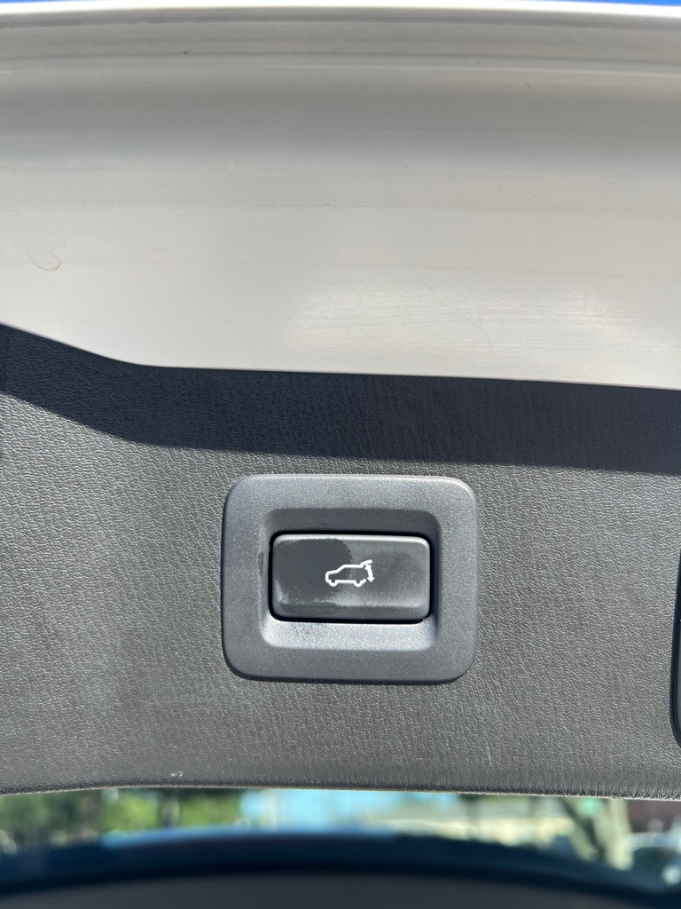 Photo 9 of this MAZDA CX-5
