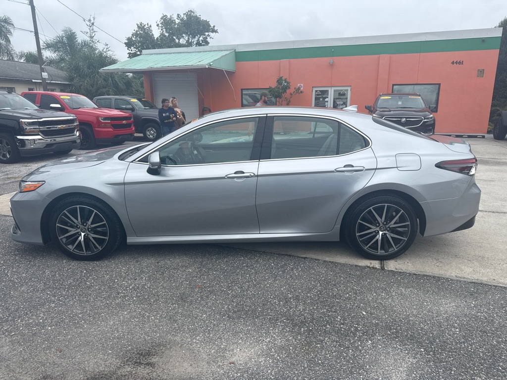 Photo 17 of this TOYOTA CAMRY