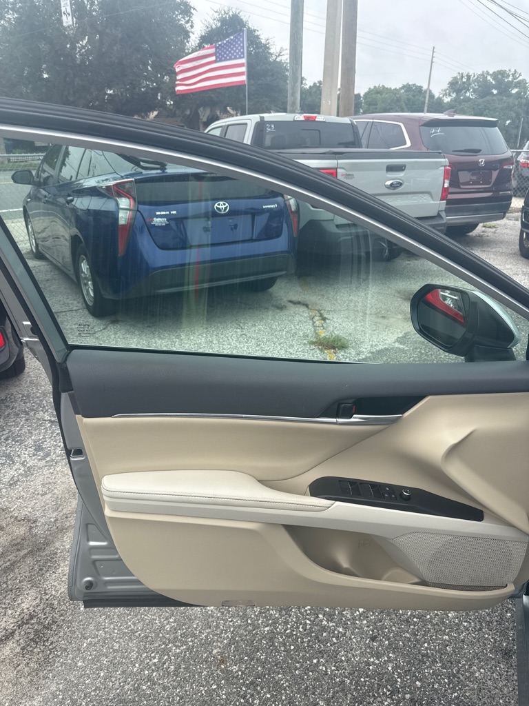 Photo 20 of this TOYOTA CAMRY