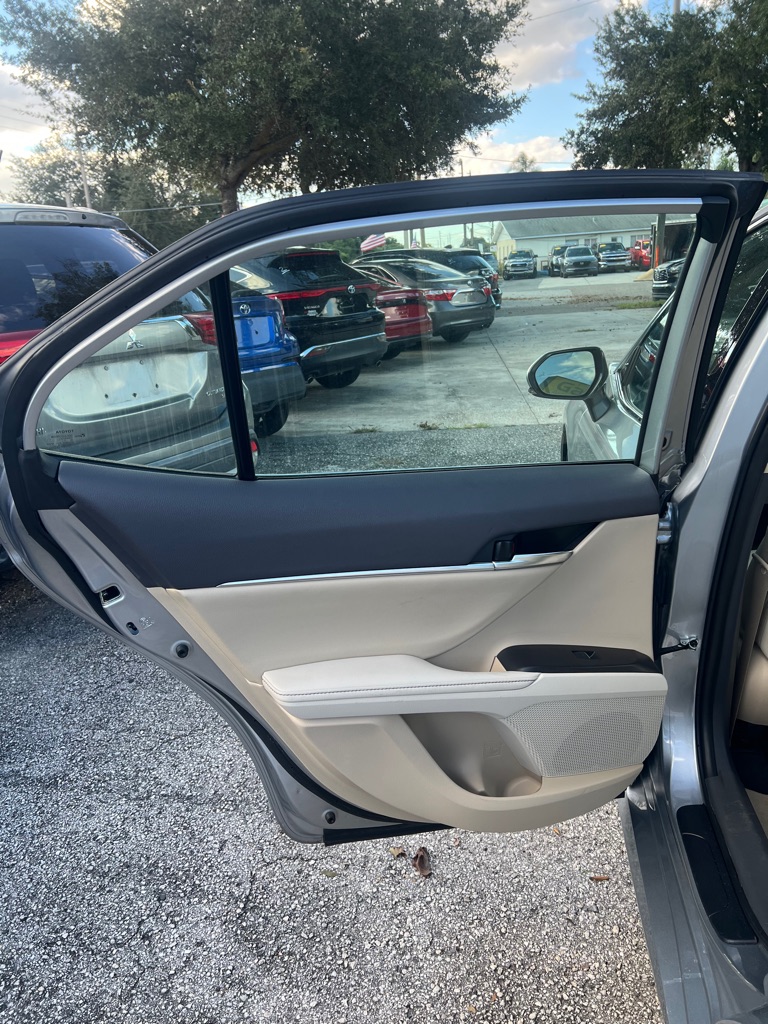 Photo 42 of this TOYOTA CAMRY