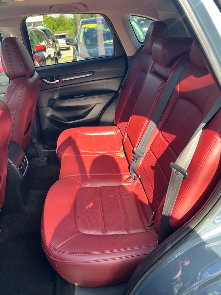 Photo 22 of this MAZDA CX-5
