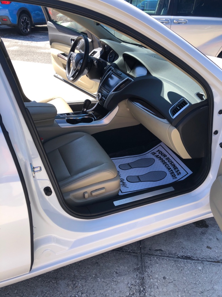 Photo 11 of this ACURA TLX