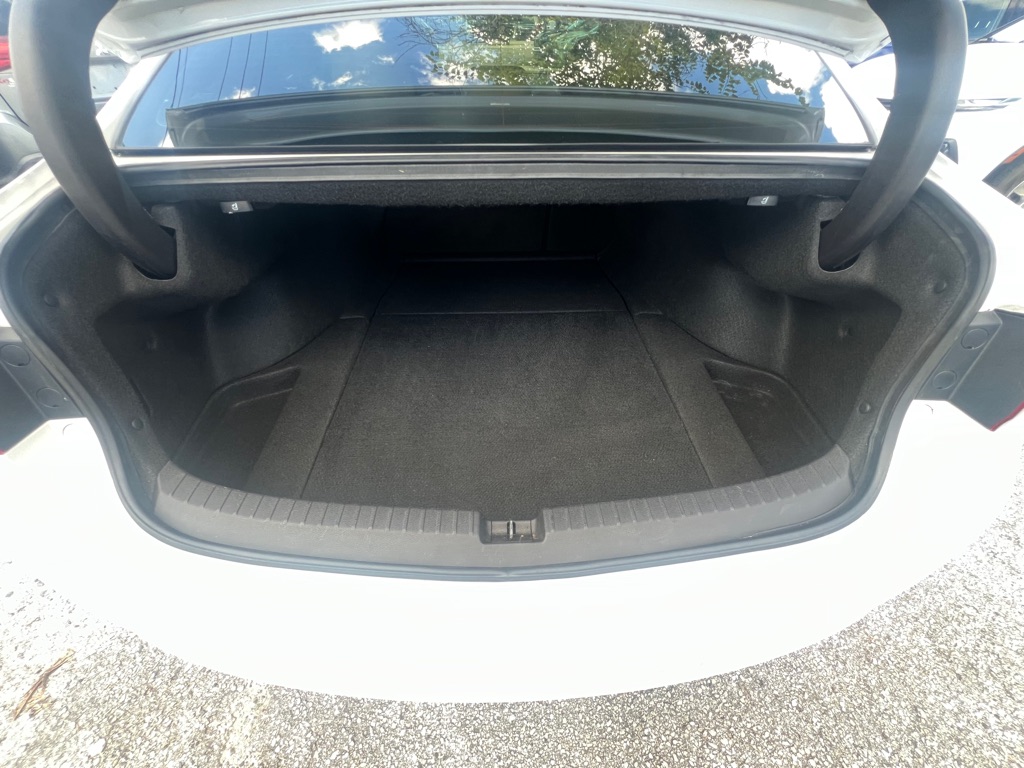 Photo 28 of this ACURA TLX