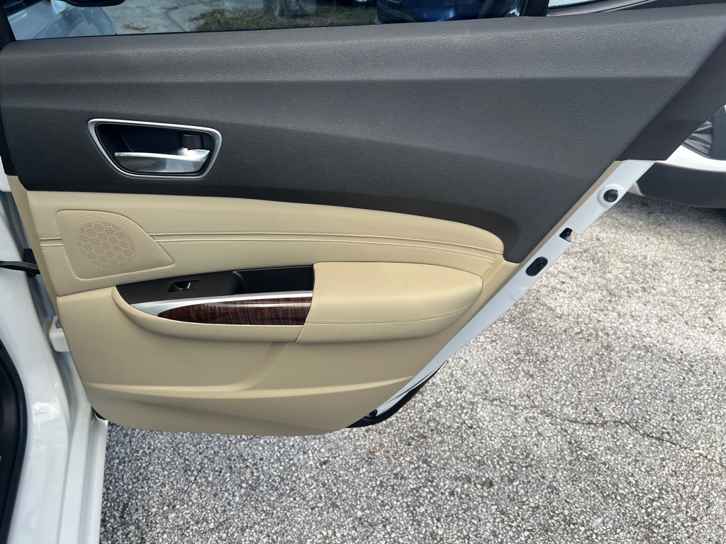 Photo 37 of this ACURA TLX
