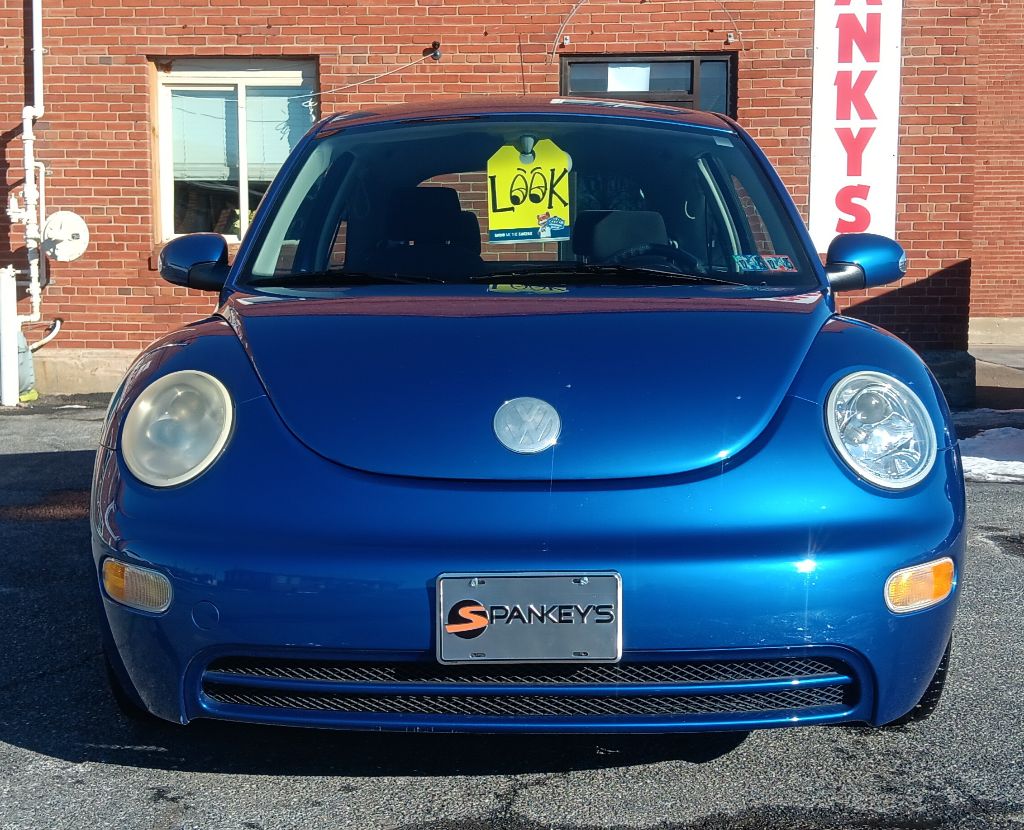 Photo 8 of this VOLKSWAGEN NEW BEETLE