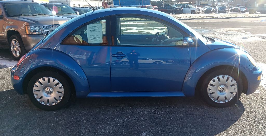 Photo 6 of this VOLKSWAGEN NEW BEETLE