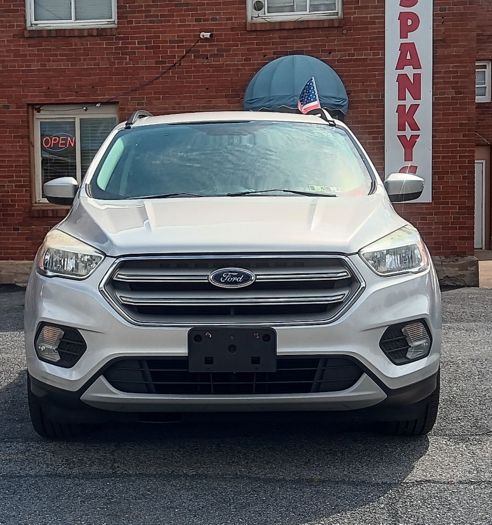 Photo 8 of this FORD ESCAPE