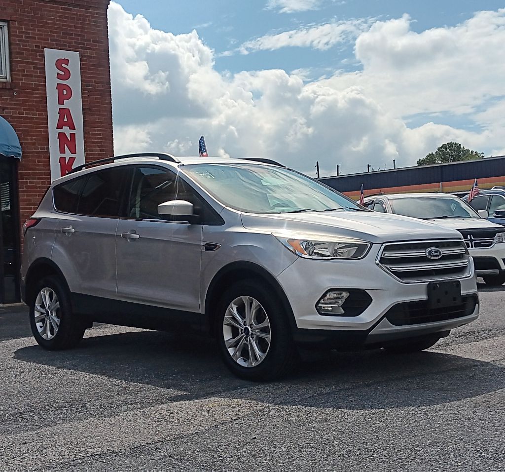 Photo 7 of this FORD ESCAPE