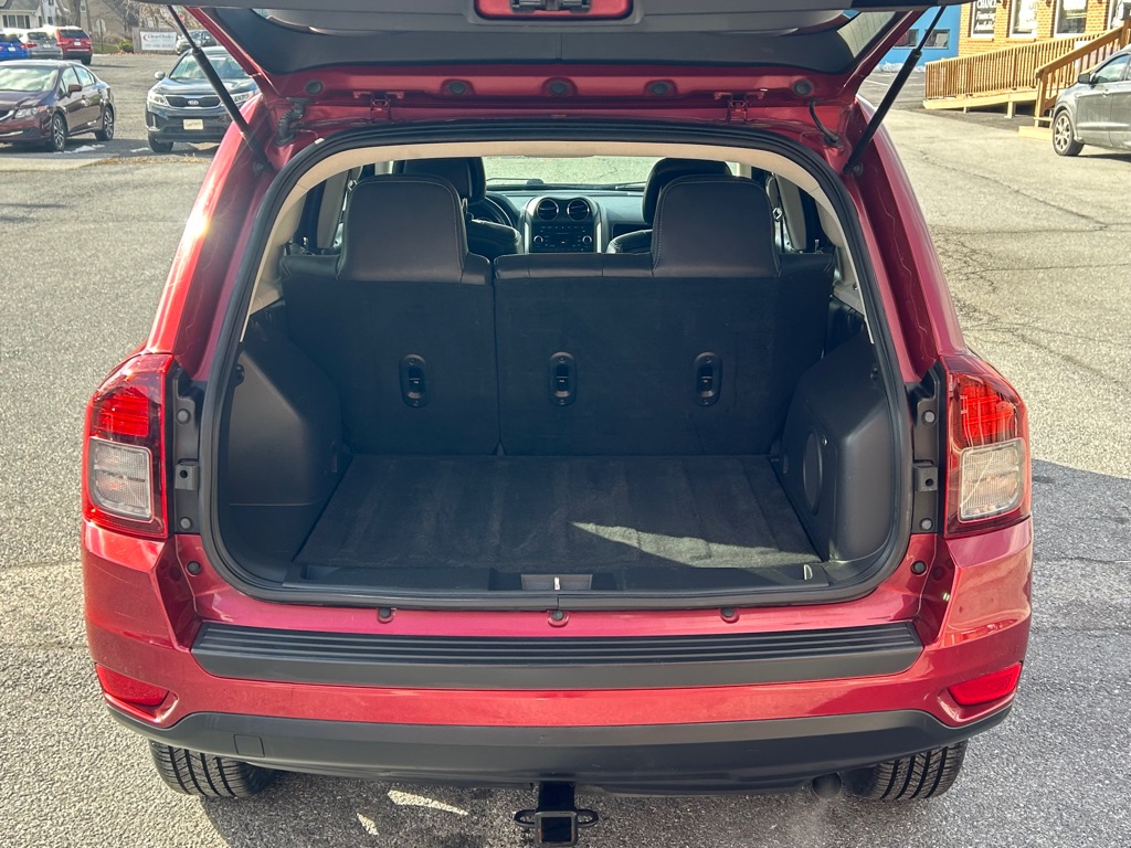 Photo 11 of this JEEP COMPASS.