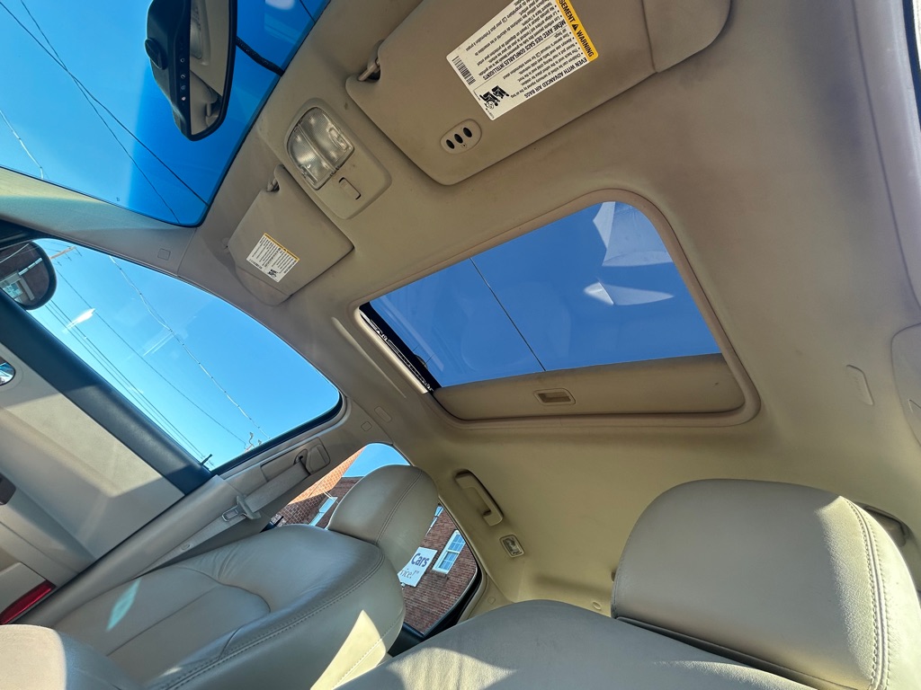 Photo 14 of this BUICK LACROSSE