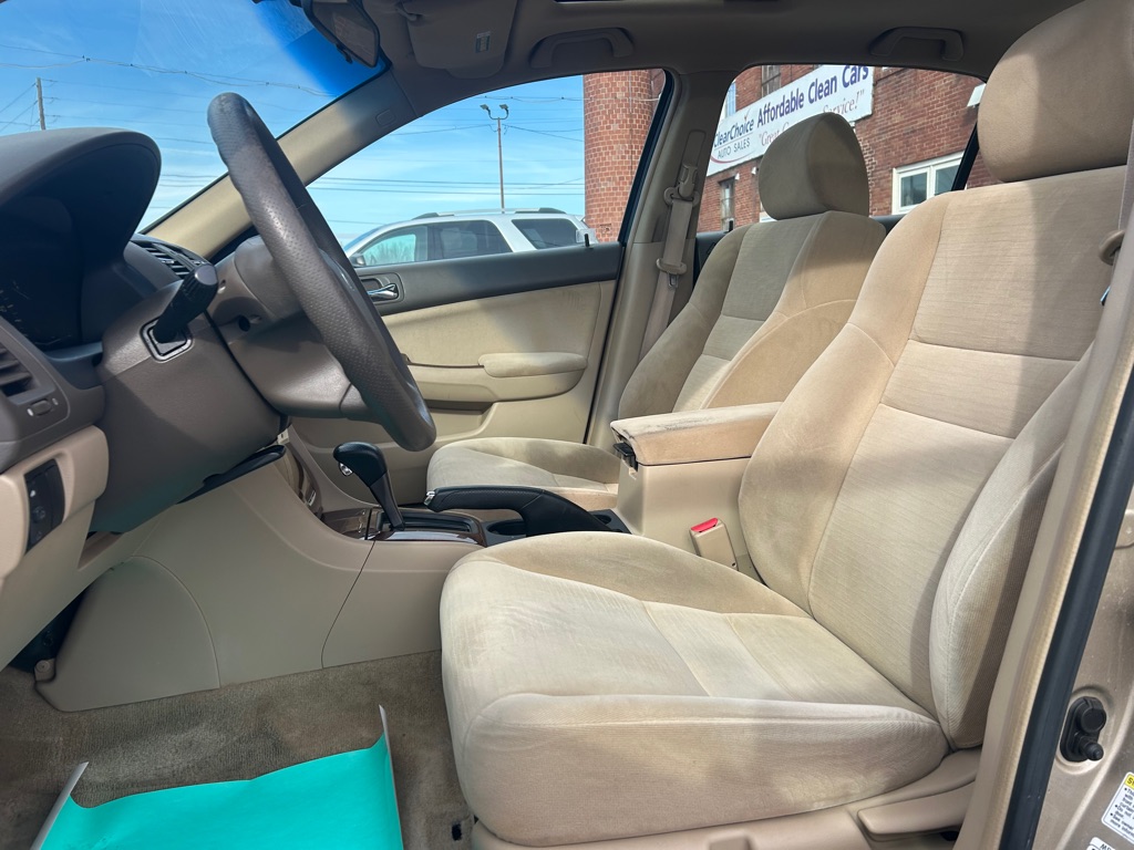 Photo 13 of this HONDA ACCORD