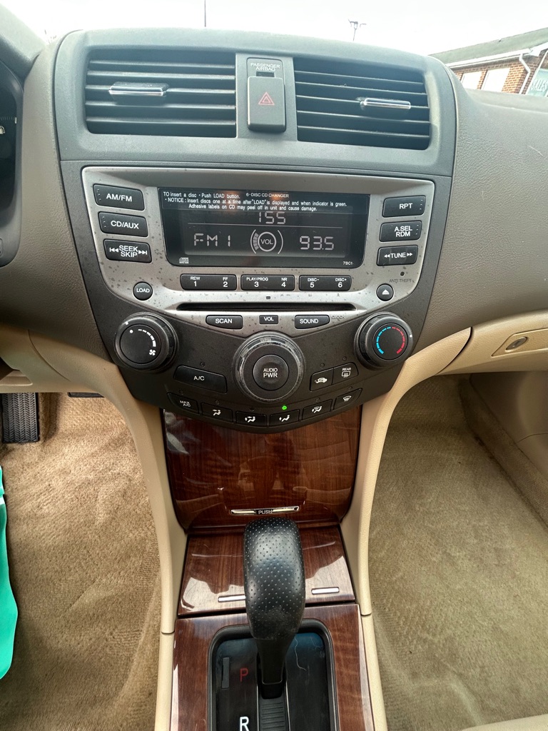 Photo 14 of this HONDA ACCORD