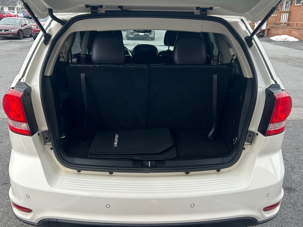 Photo 12 of this DODGE JOURNEY