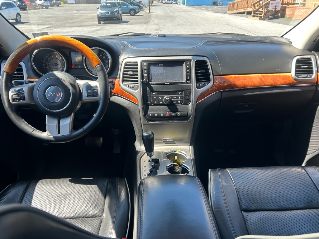 Photo 12 of this JEEP GRAND CHEROKEE