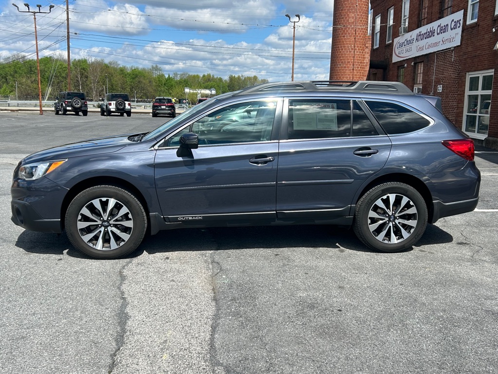 Photo 2 of this SUBARU OUTBACK