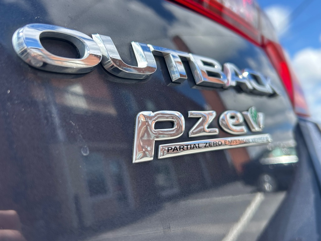 Photo 11 of this SUBARU OUTBACK