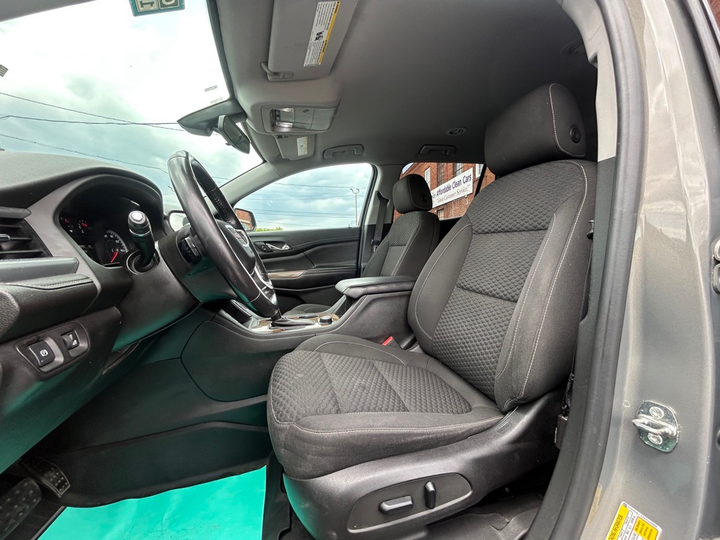 Photo 15 of this GMC ACADIA
