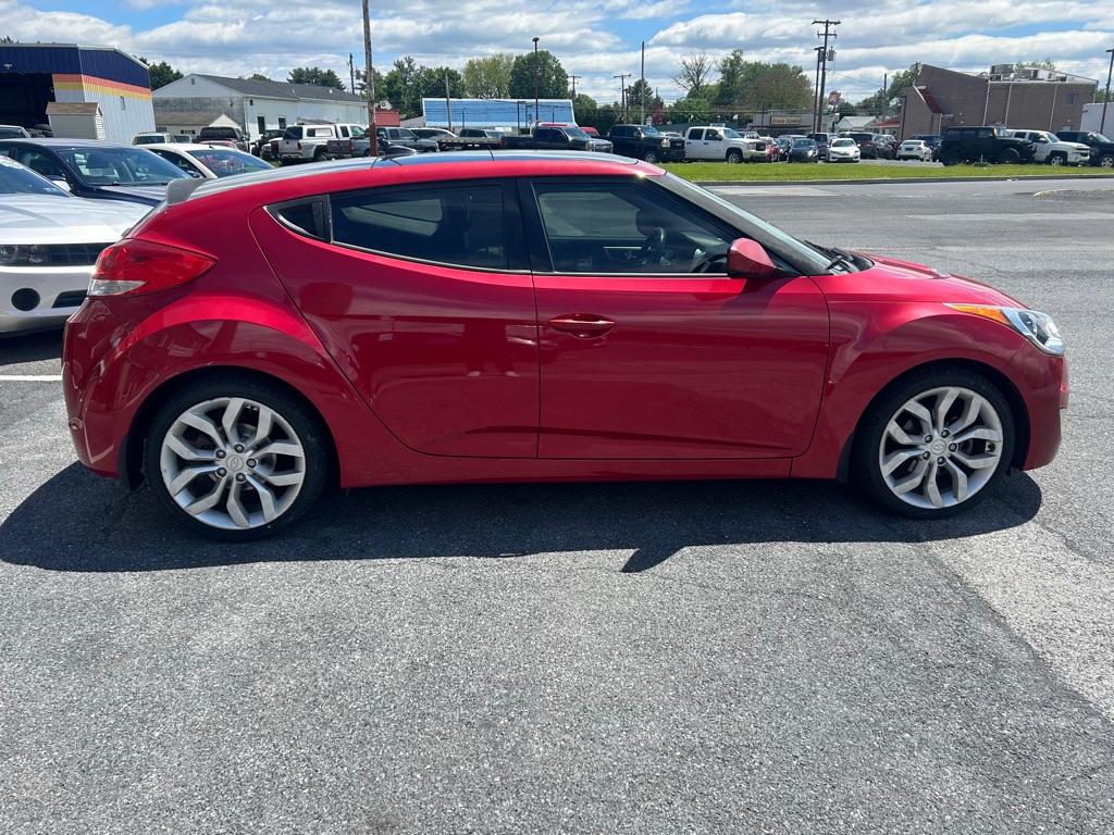 Photo 6 of this HYUNDAI VELOSTER