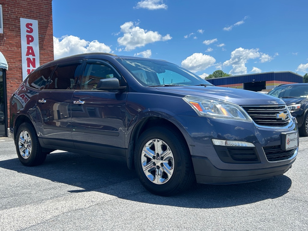 Photo 7 of this CHEVROLET TRAVERSE
