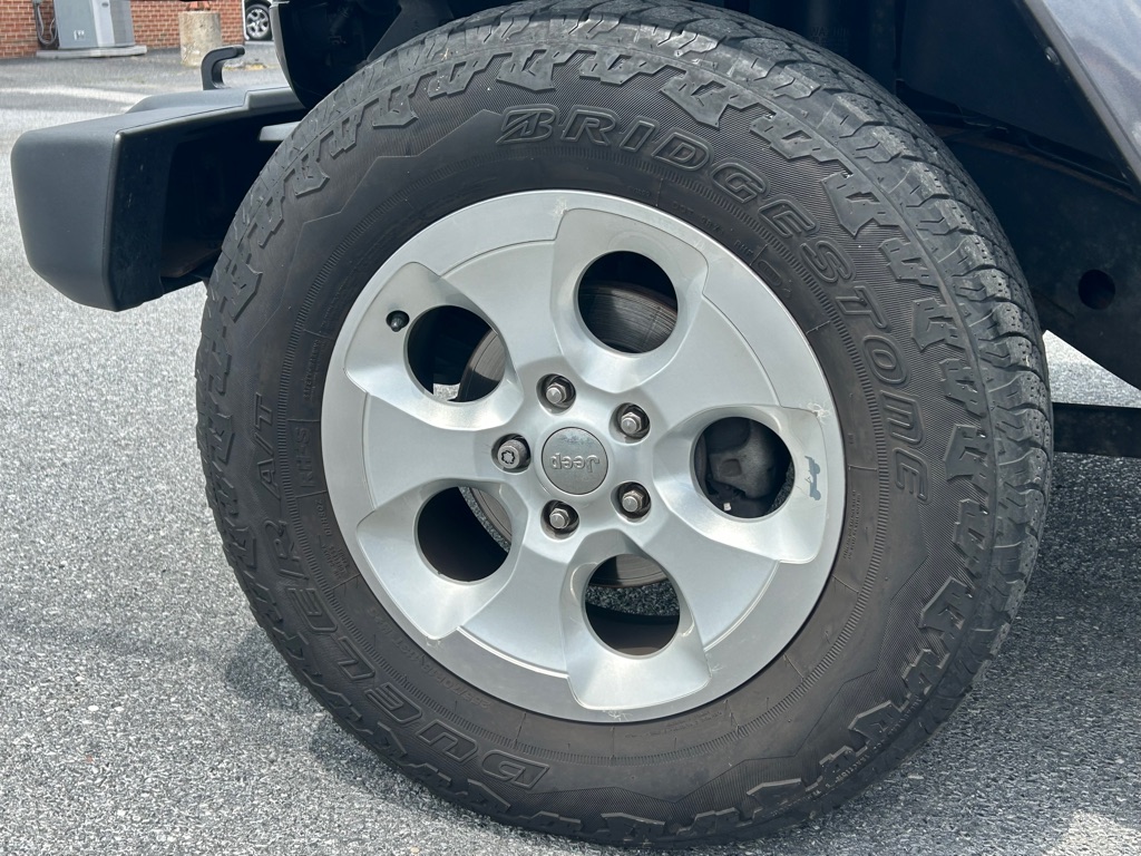 Photo 9 of this JEEP WRANGLER UNLIMI