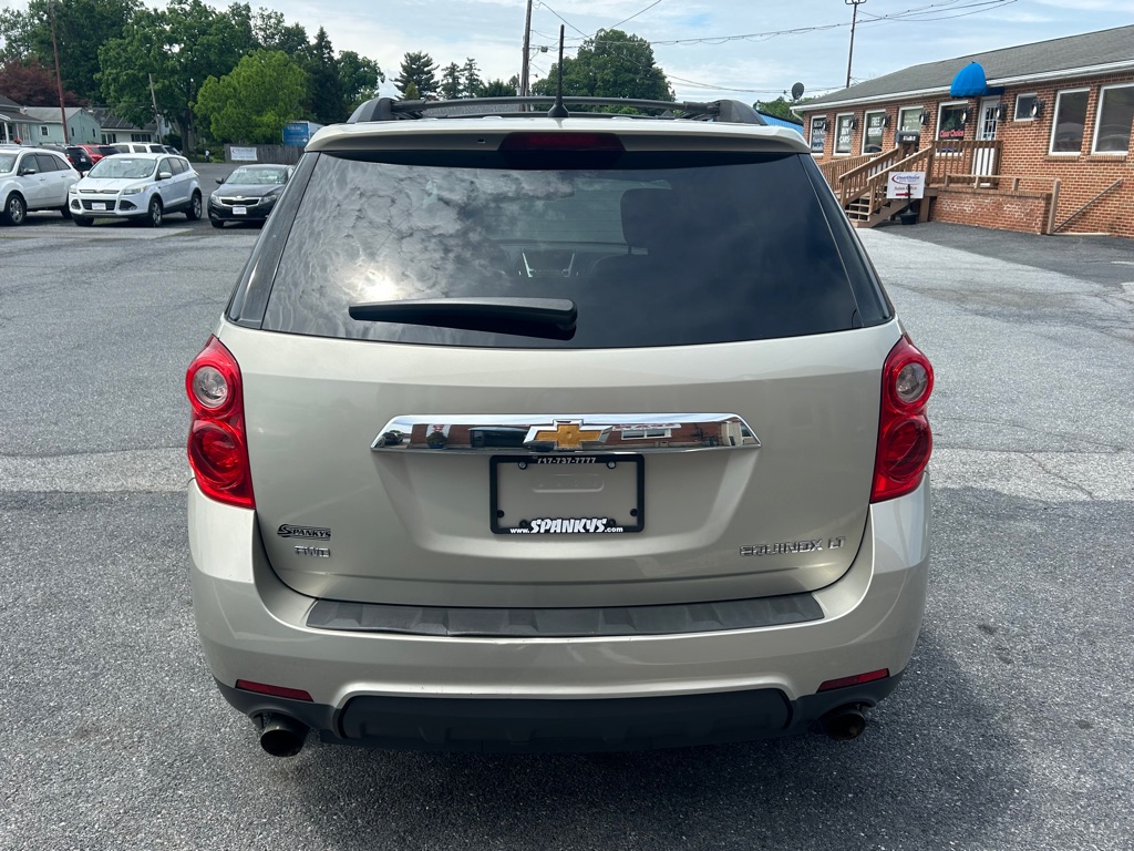 Photo 4 of this CHEVROLET EQUINOX