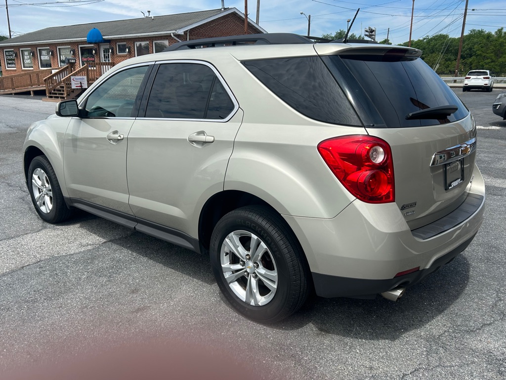 Photo 3 of this CHEVROLET EQUINOX