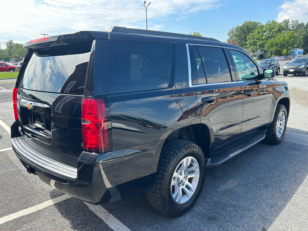 Photo 5 of this CHEVROLET TAHOE