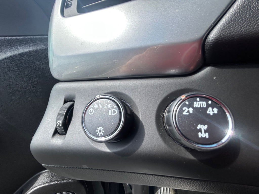 Photo 16 of this CHEVROLET TAHOE