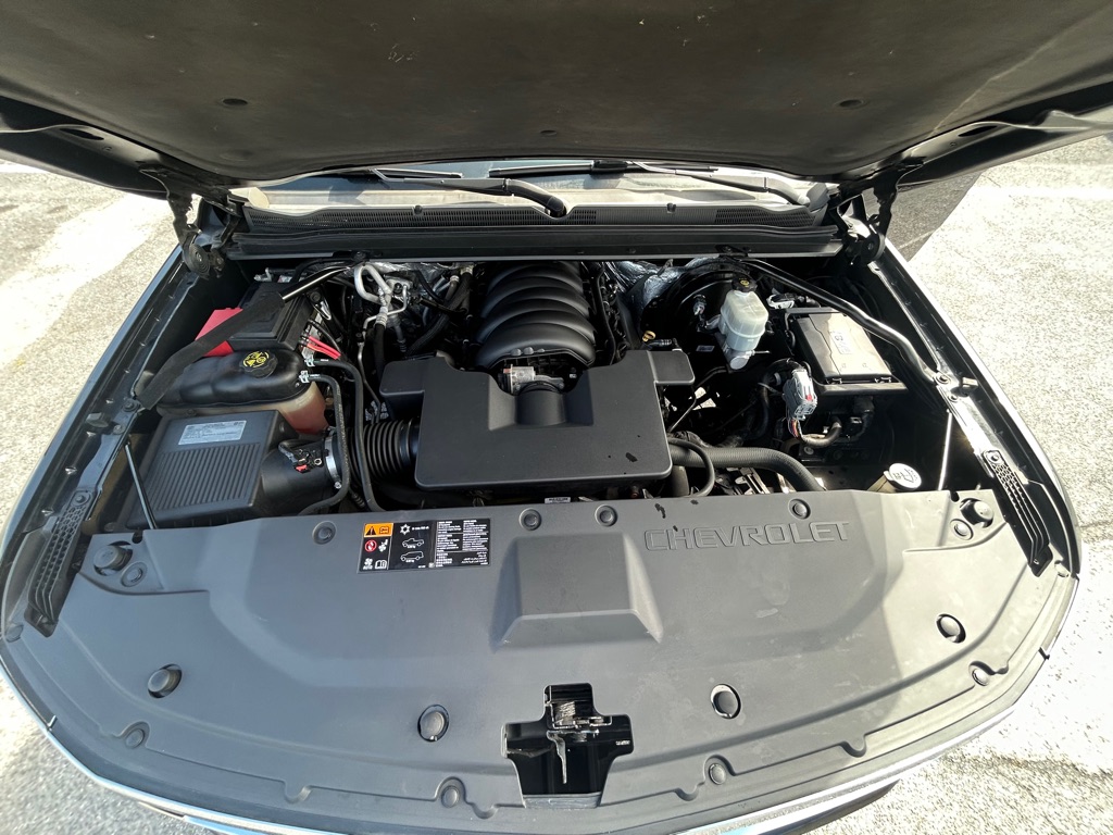 Photo 18 of this CHEVROLET TAHOE