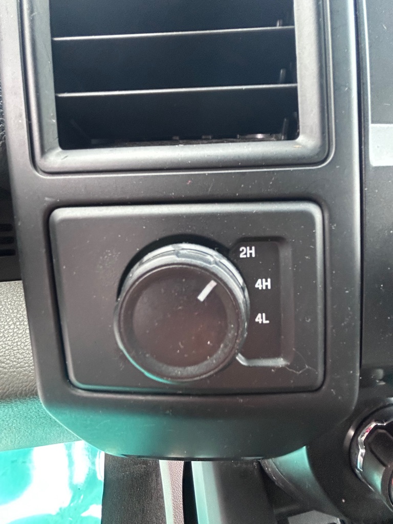 Photo 18 of this FORD F-150