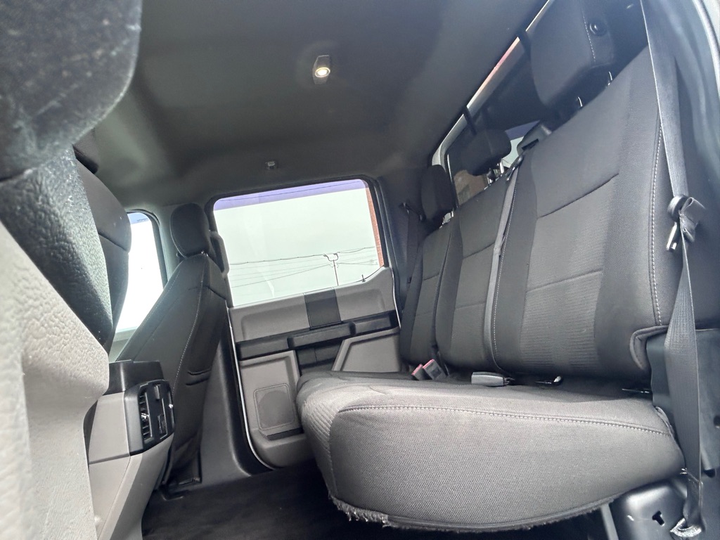 Photo 15 of this FORD F-150