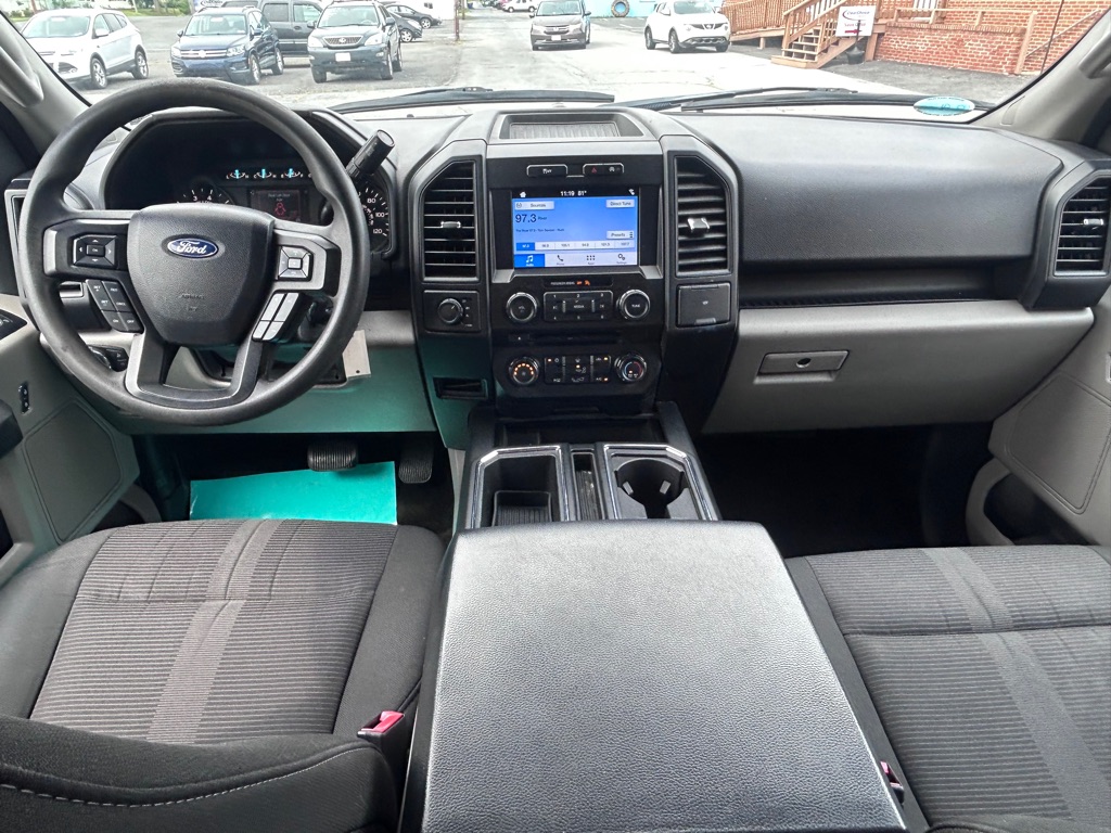 Photo 14 of this FORD F-150
