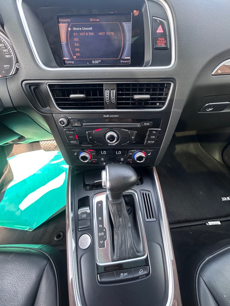 Photo 17 of this AUDI Q5