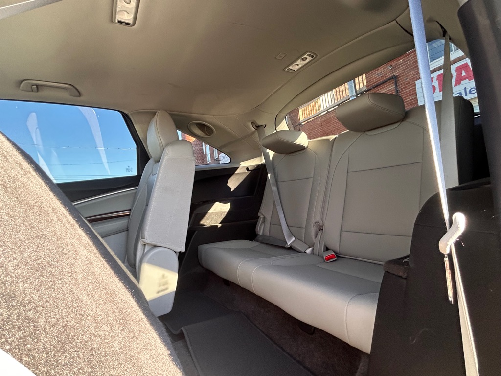 Photo 12 of this ACURA MDX