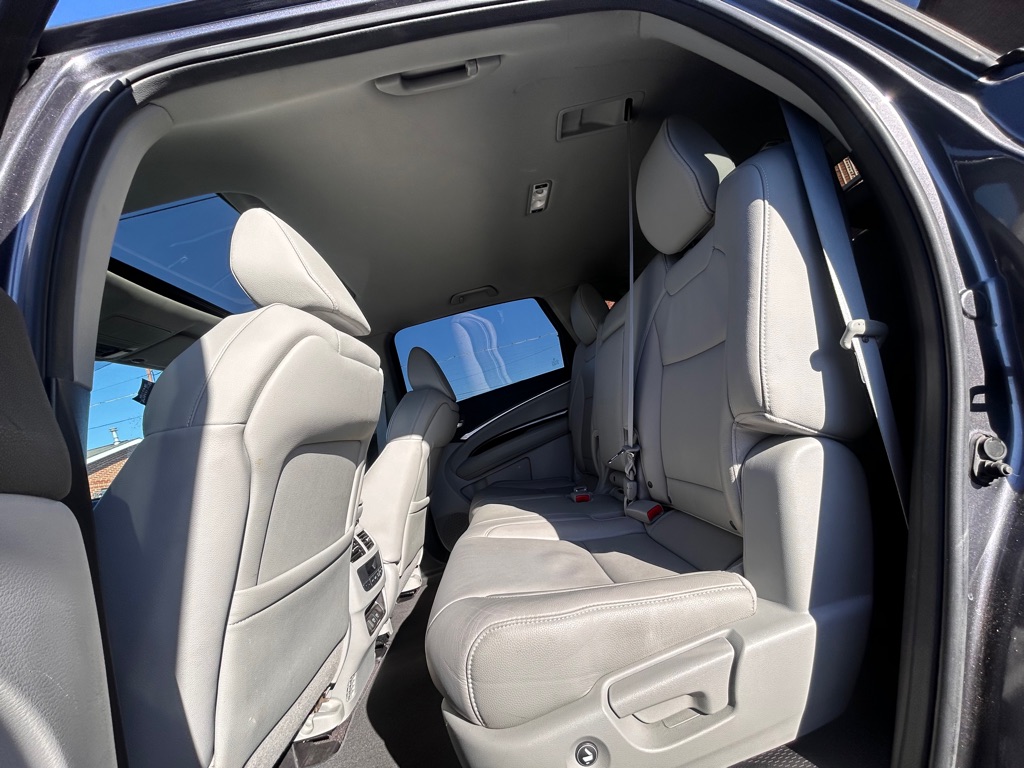 Photo 14 of this ACURA MDX