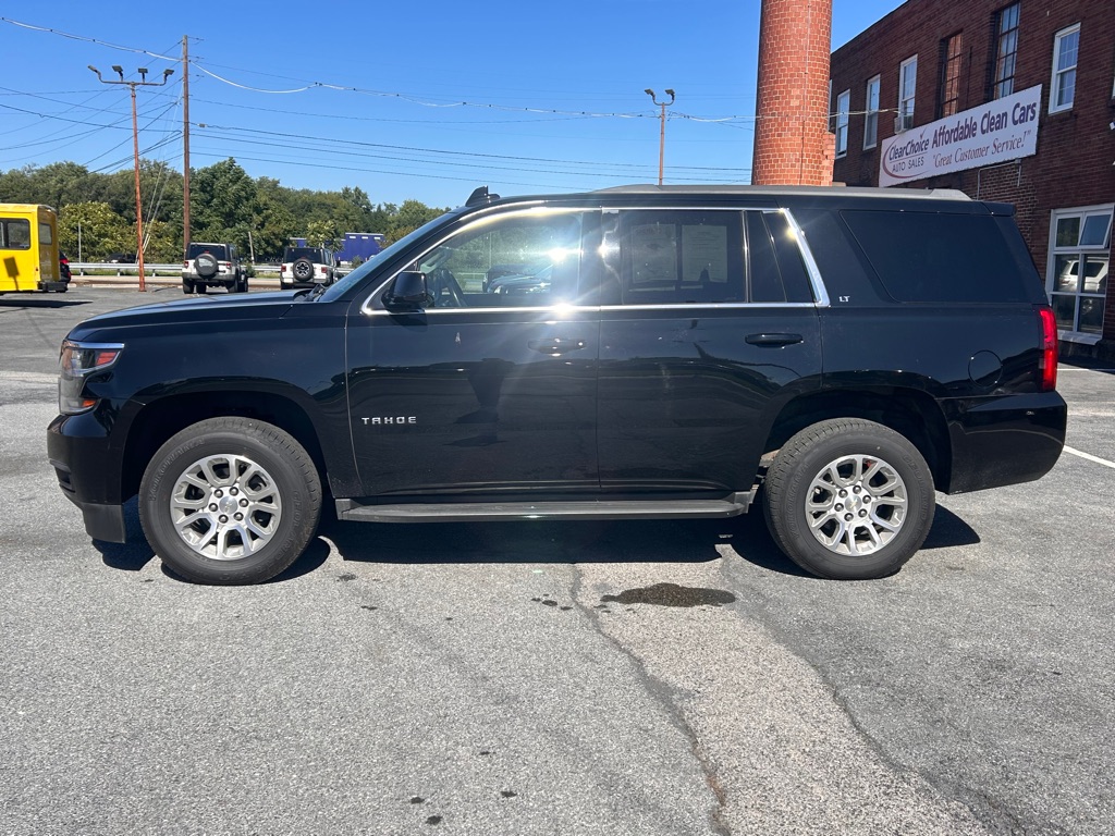 Photo 2 of this CHEVROLET TAHOE